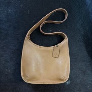 Vintage Coach Toffee